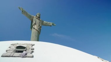 Puerto Plata, Dominik Cumhuriyeti 'ndeki Isabel de Torres Dağı' nın tepesindeki İsa heykeli.
