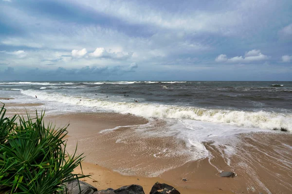 Συννεφιασμένος Ουρανός Πάνω Από Θάλασσα Αιχμαλωτίστηκε Από Την Παραλία Μόφατ — Φωτογραφία Αρχείου