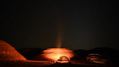 Yıldızlar Altında Kamp Ateşi 'nin TA zamanı