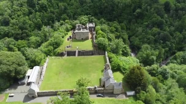 Uma Vista Aérea Drone Histórico Castelo Craignethan Escócia — Vídeo de Stock