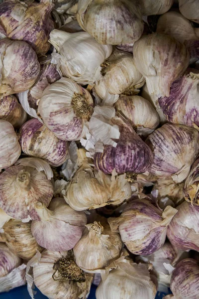 Garlic Placed Shelf Sale Market — Stock Photo, Image