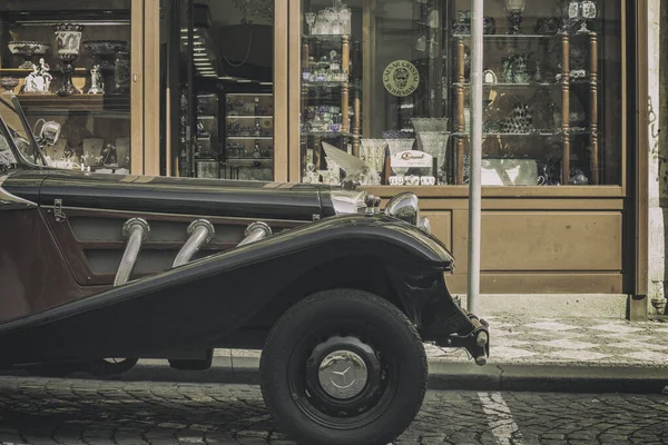 Viejo Coche Histórico Clásico Restaurado Transformado Coche Taxi Modelo Mercedes —  Fotos de Stock