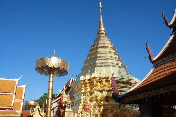 Ein Wat Thailand Mit Sonnigem Himmel Hintergrund — Stockfoto