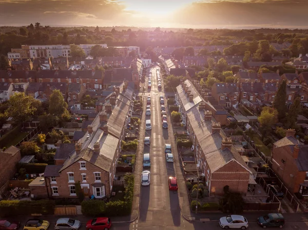 Una Hermosa Vista Aérea Ciudad Con Casas Británicas Tradicionales Atardecer — Foto de Stock