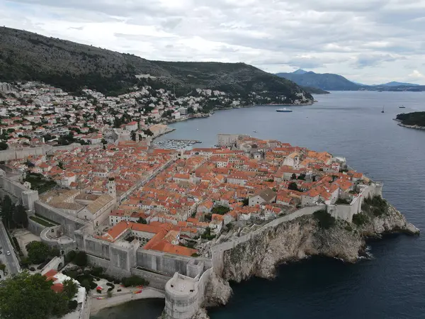 Flygfoto Över Stad Vid Havet — Stockfoto