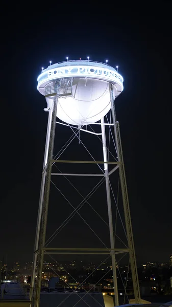 Torre Água Iluminada Sony Pictures Studios Culver City Califórnia Noite — Fotografia de Stock