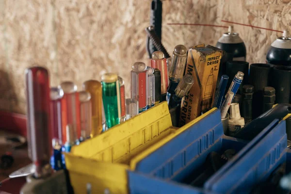 Mechanical Tools Shelf Wooden Wall — Stock Photo, Image