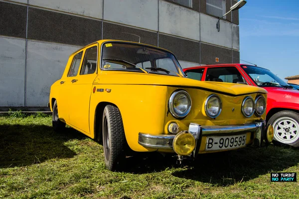 Klasické Rally Auto Ulici Renault — Stock fotografie