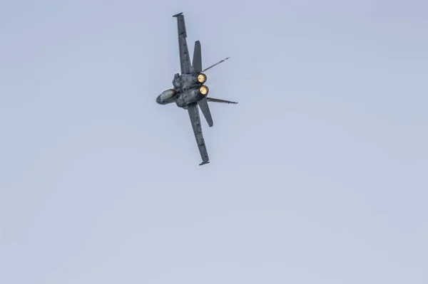 Uma Foto Avião Clássico Exército Guerra Céu 18A Hornet — Fotografia de Stock