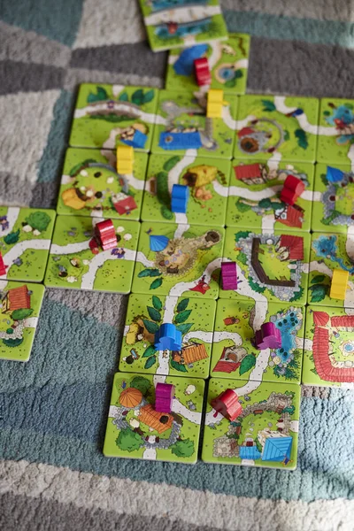 Függőleges Lövés Carcassonne Junior Játék Kártyák Színes Figurák — Stock Fotó