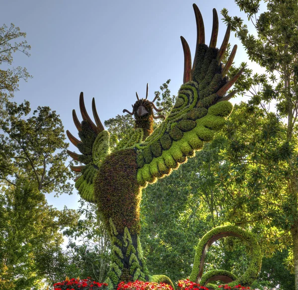 アメリカ合衆国アトランタ植物園の鶴の花の彫刻 — ストック写真