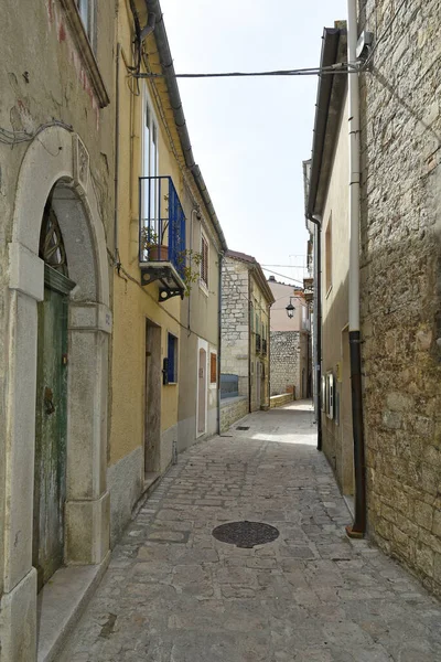 Uma Rua Estreita Entre Casas Ferrazzano Região Molise Itália — Fotografia de Stock