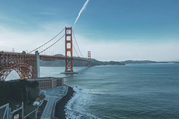 Gündüz Vakti Golden Gate Köprüsü Nün Perspektif Görüntüsü — Stok fotoğraf