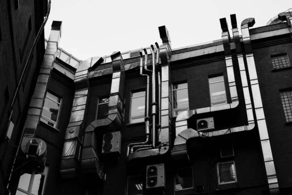 Nahaufnahme Eines Gebäudes Mit Rohren Moskau — Stockfoto