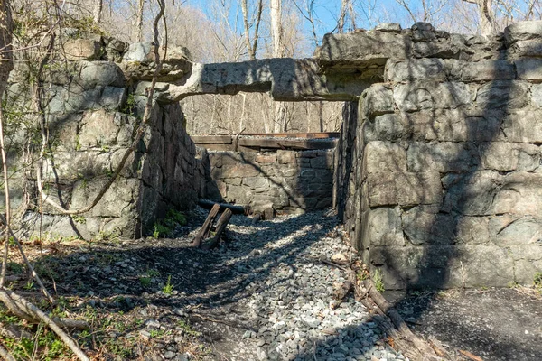 Uno Scatto Luogo Abbandonato Antica Cinta Muraria Invecchiata Vecchio Edificio — Foto Stock