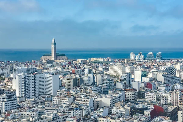 Μια Όμορφη Θέα Της Καζαμπλάνκα Cityscape Κάτω Από Μπλε Συννεφιασμένο — Φωτογραφία Αρχείου