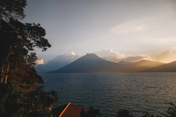 Une Belle Vue Sur Lac Atitlan Guatemala Coucher Soleil — Photo