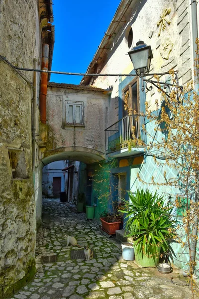 Uma Rua Estreita Através Arco Aldeia Medieval Pietramelara Província Caserta — Fotografia de Stock