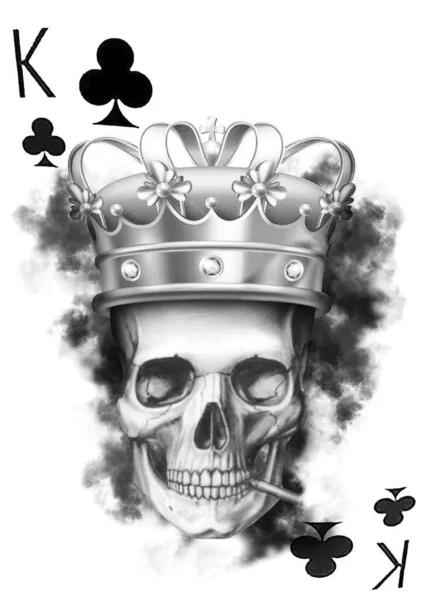 一张印有头盖骨图案的扑克牌的垂直灰度照片 上面有香烟和王冠 — 图库照片