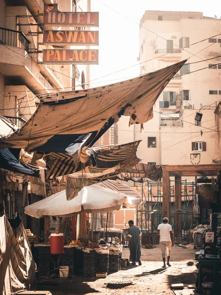 Egy Függőleges Felvétel Épületek Utcai Piac Aswan Egyiptom — Stock Fotó