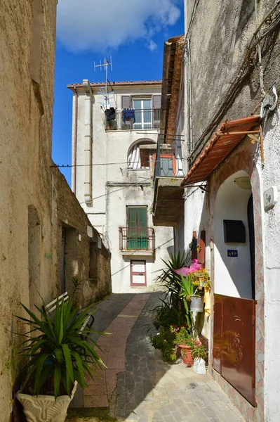 Eine Enge Straße Zwischen Den Häusern Von Ailano Einem Dorf — Stockfoto