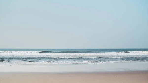 Měkké Vlny Oceánu Pěnou Písečné Pláži Guatemale Střední Amerika — Stock fotografie