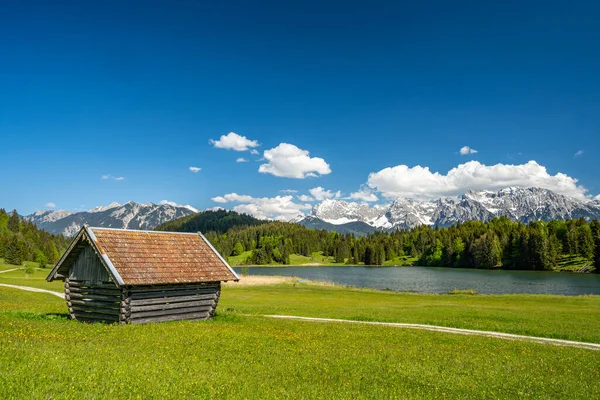 Uma Foto Fascinante Uma Paisagem Montanhosa Baviera Alemanha — Fotografia de Stock