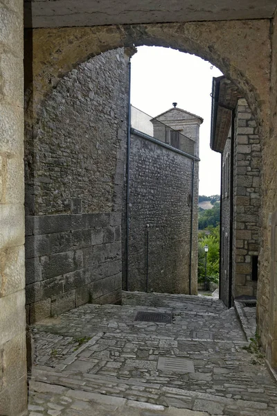 San Marco Dei Cavoti一条狭窄街道的特写镜头 — 图库照片