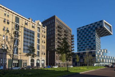 Rotterdam, Hollanda 'daki Lloyd Pier Kratonkade kompleksindeki binalar.