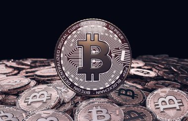 Bitcoin kripto para madenciliği. Geleceğin para birimi.
