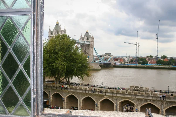 Cielo Nublado Sobre Tower Bridge Sobre Río Támesis Londres Reino —  Fotos de Stock