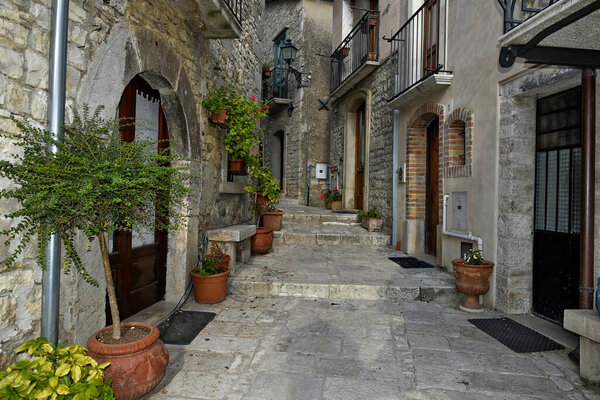 A closeup of a narrow street in San Marco Dei Cavoti