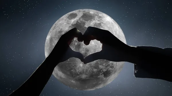 Silhuett Två Händer Att Göra Ett Hjärta Med Fingrar Måne — Stockfoto