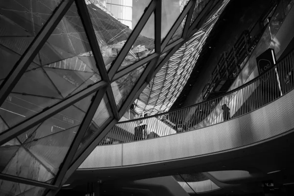 Een Zwart Wit Shot Van Een Modern Gebouw Frankfurt — Stockfoto