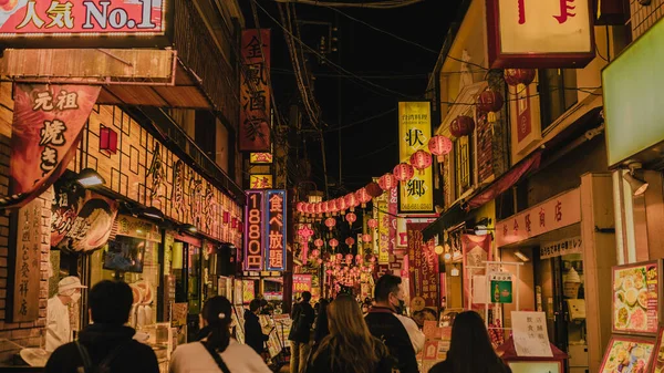 Uma Bela Foto Pessoas Cruzando Rua Cidade China Yokohama Japão — Fotografia de Stock