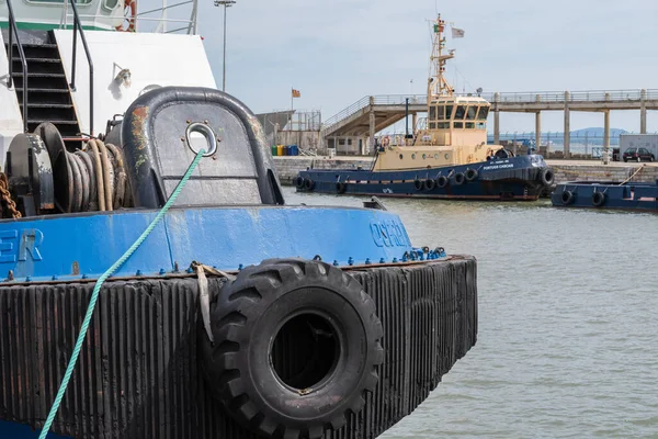 Los Enormes Remolcadores Muelle Barcos Diseñados Para Empujar Remolcar Barcazas —  Fotos de Stock