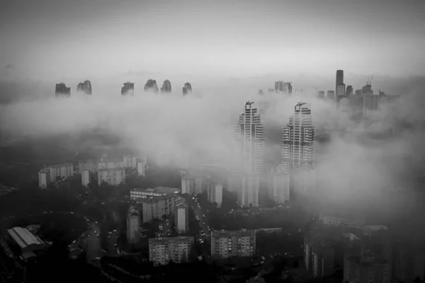 Luchtfoto Van Gebouwen Istanbul Turkije Onder Mist — Stockfoto