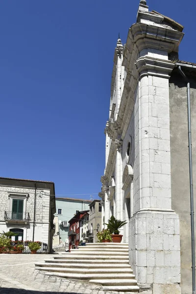 Ett Vertikalt Foto Gata Byn Santa Croce Del Sannio Regionen — Stockfoto