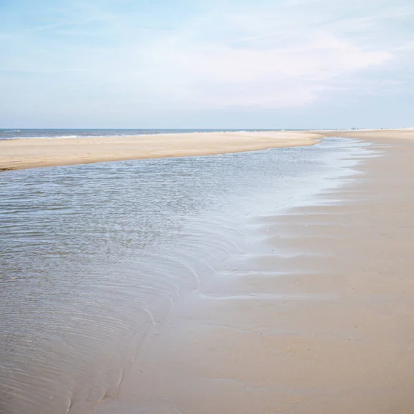 Gündüz Vakti Boş Bir Plajın Güzel Bir Görüntüsü — Stok fotoğraf