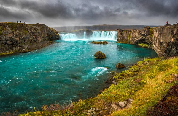 Flygbild Ett Vattenfall Island Molnig Himmel — Stockfoto