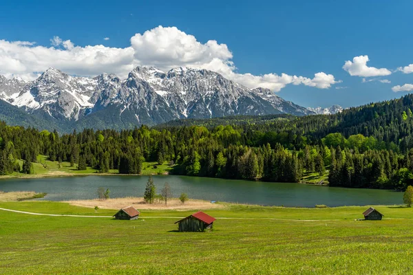 Panorámás Kilátás Nyílik Geroldsee Hátterében Karwendel Hegyek Bajorország — Stock Fotó