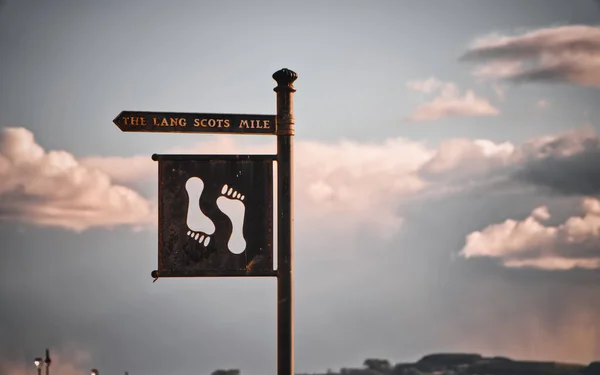 Metal Sign Showing Direction Lang Scots Mile Beach Ayr Scotland — Stock Photo, Image