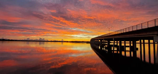 Lever Soleil Coloré Envoûtant Sur Rivière Saint Johns Palatka Floride — Photo