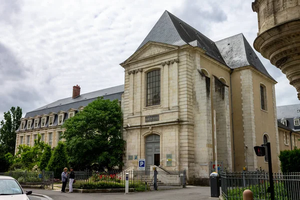 Het Historische Gebouw Bourges Frankrijk Tegen Bewolkte Lucht — Stockfoto
