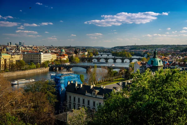 Una Hermosa Vista Los Puentes Sobre Río Moldava Praga Día — Foto de Stock