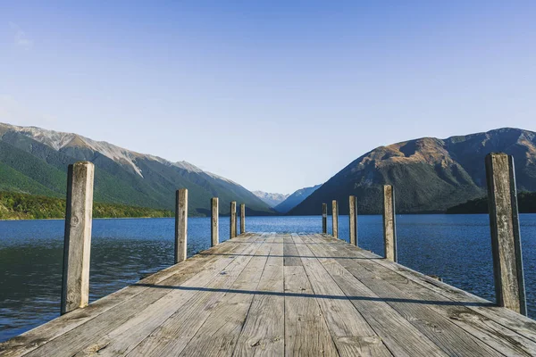 Een Houten Steiger Het Water Nelson Lakes National Park Nieuw — Stockfoto