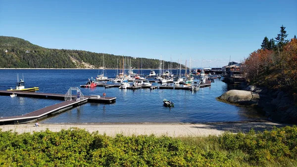 ケベック州タドゥサック町の港の美しい景色 — ストック写真
