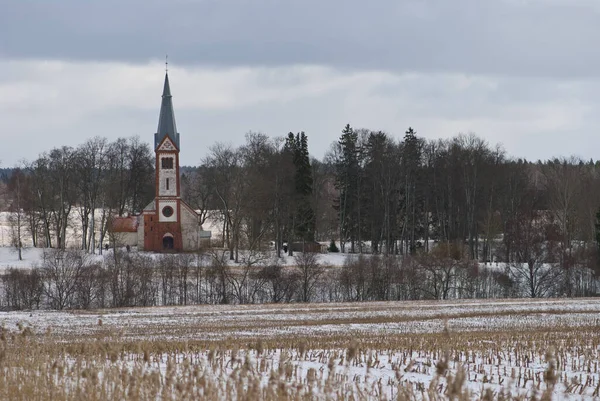 Vacker Vinterutsikt Över Krimulda Kyrka Luthersk Kyrka Lettland — Stockfoto