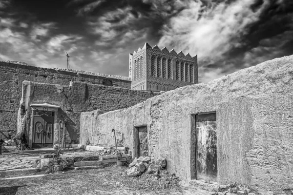 Plan Niveaux Gris Conception Extérieure Une Vieille Forteresse Sous Ciel — Photo