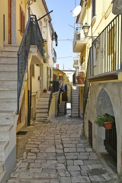 Een Dichtbij Van Een Smalle Straat San Bartolomeo Galdo — Stockfoto